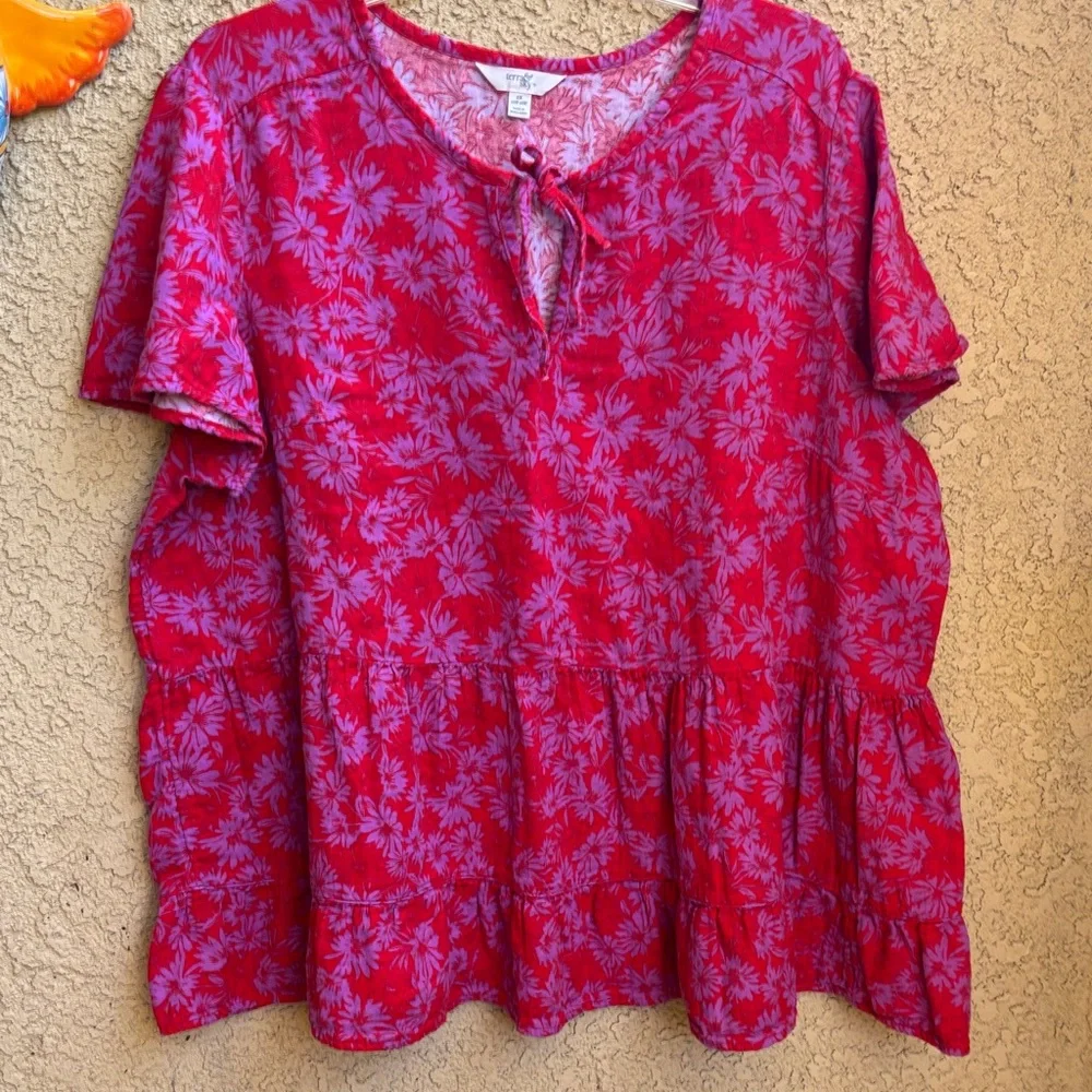 Terra & Sky Red Floral Tie-Neck Short Sleeve Tunic - Picture 1 of 5